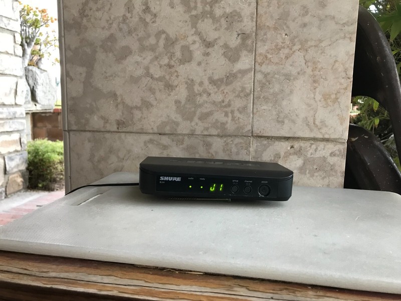 Shure BLX4 H8 Single Channel Wireless Receiver H8 518-542 MHz