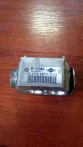 BMW E87 1er E81 E82 E88 E90 E91 E92 E93 Expansionsventil 9182512