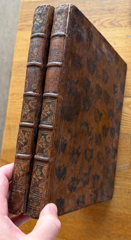 Montesquieu, De l’Esprit des Lois — 1749, 2 volumes.