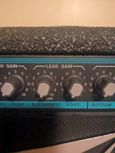 Peavey Solo series Renown 112 guitar amplifier Scorpion Equipped Speaker Upgrade - Picture 4 of 8