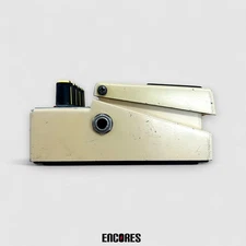 BOSS AW 2 Auto Wah Wah Pedal