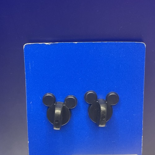DLR PIRATES OF THE CARIBBEAN CHIP & DALE Hangin' Out Annual Pass. Series LE pin - Picture 9 of 9