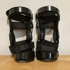 Pair Comfortland Deluxe OA Knee Brace Sz Medium Right  Left Leg Support Black