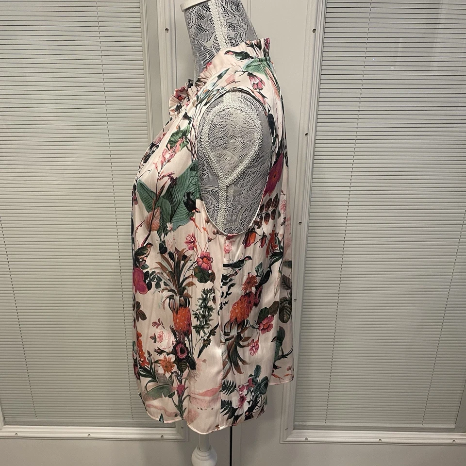 Blusa Top Banana Republic Sin Mangas Rosa Tropical Volantes Botón Delantero Pájaro L Foto 4 de 4