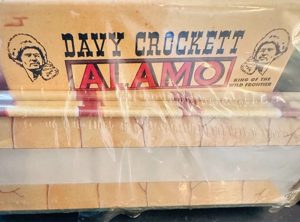 Marx Дэви Крокетт в игровом наборе Alamo No 3534R 1995 фигурки с сертификатом подлинности оловянное здание - Изображение 4 из 4