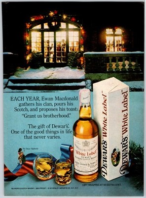 1981 CHRISTMAS DEWAR'S WHITE LABEL WHISKY Vintage 8''X11'' Magazine Ad 1980's HN43