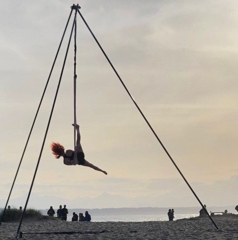 Tri-Pod Aerial Rig: perfect for home training, outdoor events or traveling gigs