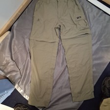 NWT Women  s Columbia Challenger Convertible Hiking Pant Size M Khaki