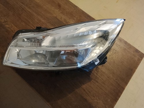 Phare AVANT GAUCHE opel Insigna 2.0 Sport Tourer Cdti 2013