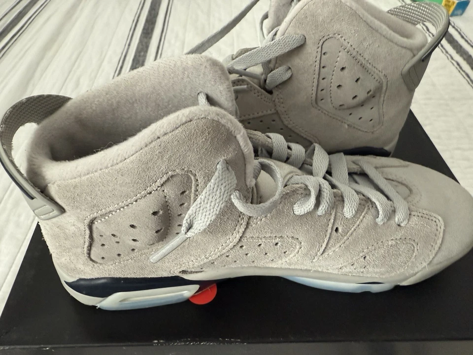 Authentic Air Jordan’s 6 Georgetown Boys Size 5.5 - Image 2 of 4