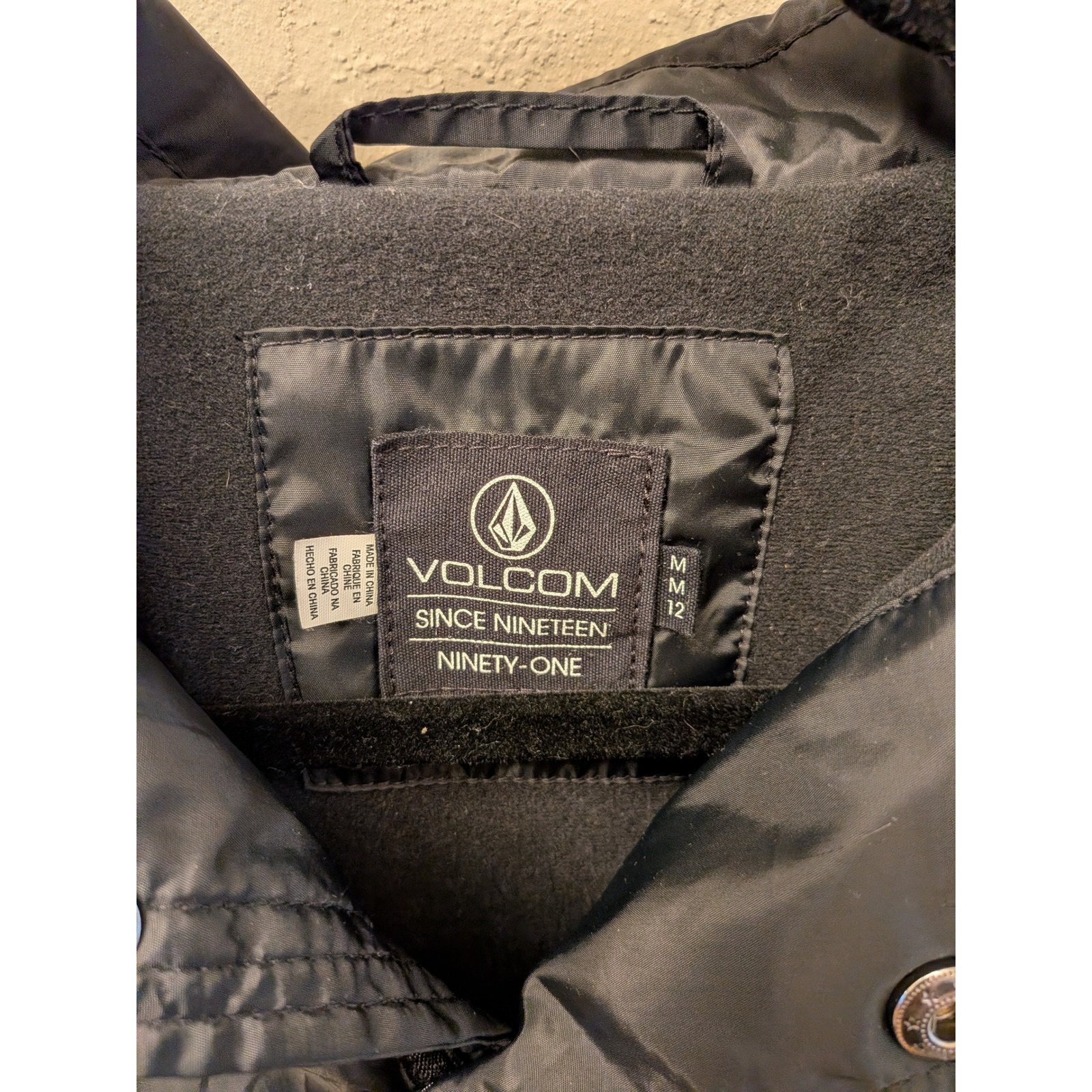 Volcom Stone Black Lightweight Snap Button Jacket… - image 3