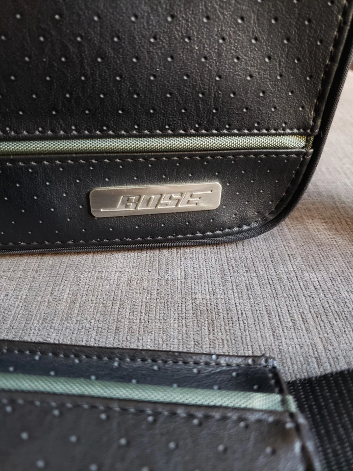 Bose SoundDock Portable Black Travel Bag Carrying Case w/ Padded Shoulder Strap - Image 3 of 4