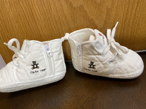 GOLDBUG Infant Baby White Shoes ~ Side Zip, Tie & tongue ~ SZ 3 ~ ABC Shoes - Picture 3 of 11