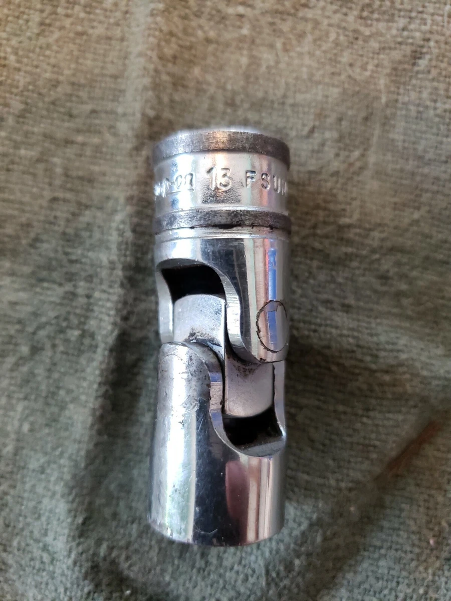 Snap on universal sales socket