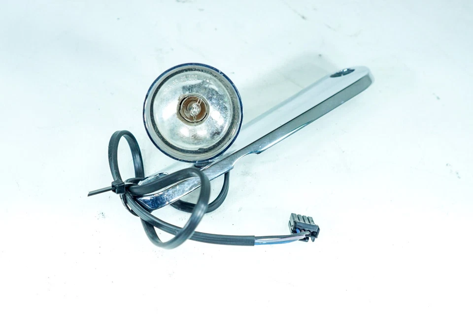 Señal de giro delantero derecho Harley Street Glide Touring 09 FLHX OEM * AGRIETADA * 1317 Foto 2 de 4