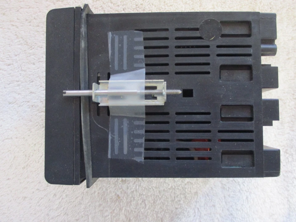 BARBER COLMAN Series 10 Temperature Controller 20-2270    10QT-TJFE1-000-0-00 - Image 3 of 4