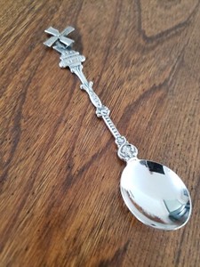 Silver plated Dutch Holland Netherlands windmill souvenir spoon