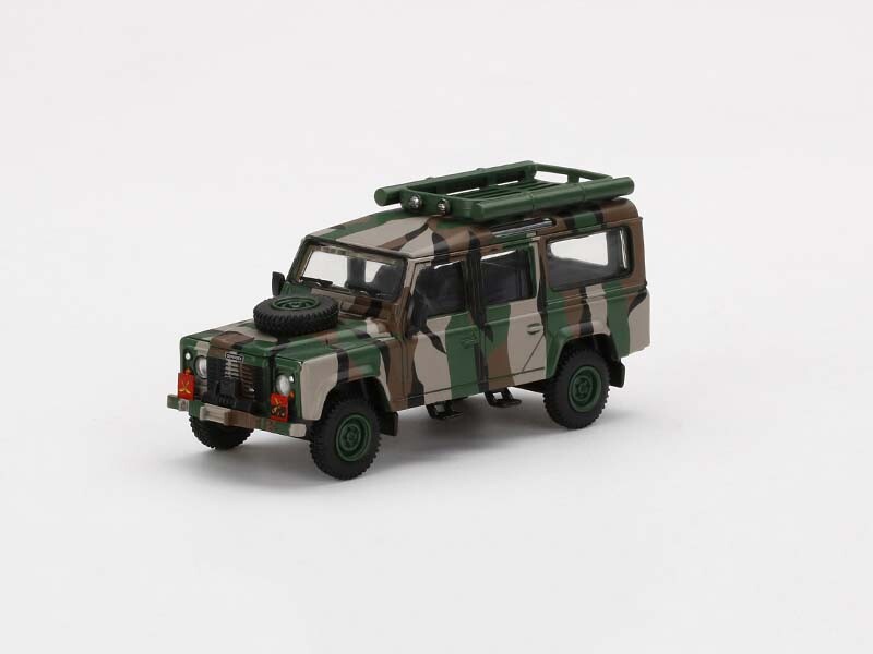 Land Rover Defender 110 74番 1/64 Master Model 1:64 Land Rover Defender 110 Accessory Version (3