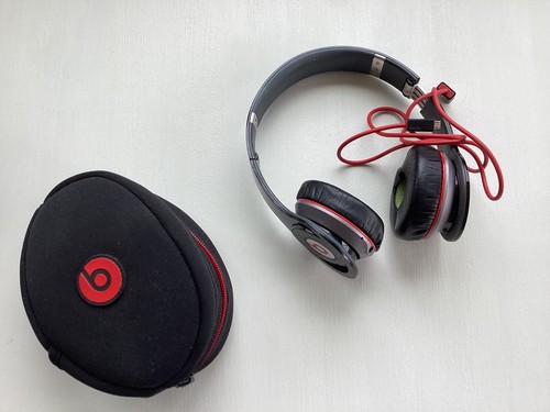 Beats By Dr Dre Wireless Headphones Black / Red In Original Box - Picture 2 of 6