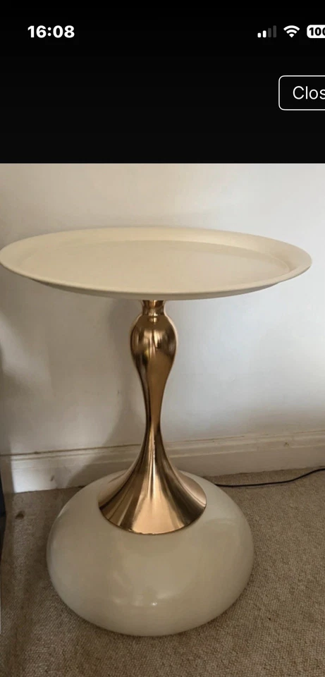 Stunningly Elegant Enamelled Cream Italian Style Side Table - Brand New In Box - Image 3 of 4