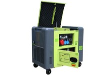 ELEKTRISCHER DIESELGENERATOR SCHALLGED&Auml;MPFT TYP PANDA STROMMAGGREGAT 400V + 2...
