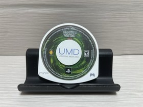 Lot of 4 Sony PlayStation Portable PSP Games & Call Of Duty Roads To Victory Box