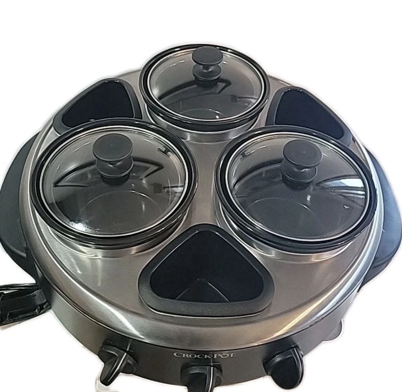 Crock-Pot Triple Dipper Slow Cooker with Travel Cover & Lazy Susan SCRTD300-BS
Opens in a new window