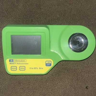 Milwaukee MA871 Digital Brix/Sugar Refractometer for General Measurements