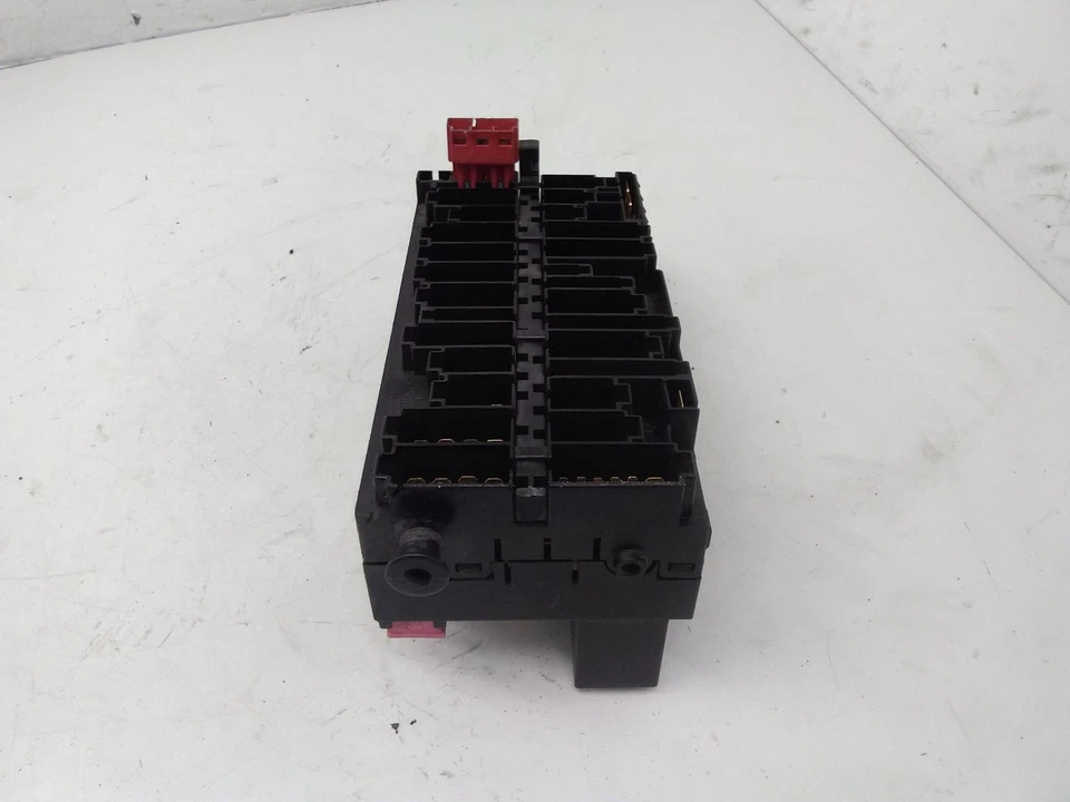 Scatola fusibili VW SHARAN 7M8, 7M9, 7M6 7M0937025D 1.9 diesel 110kw 27613549 - Immagine 2 di 4