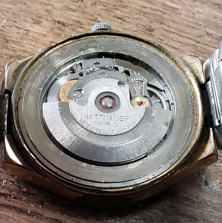Vtg Wittnauer Geneve Men's Automatic Watch 17 Jewel D11AE Day Date Runs - Image 4 of 4