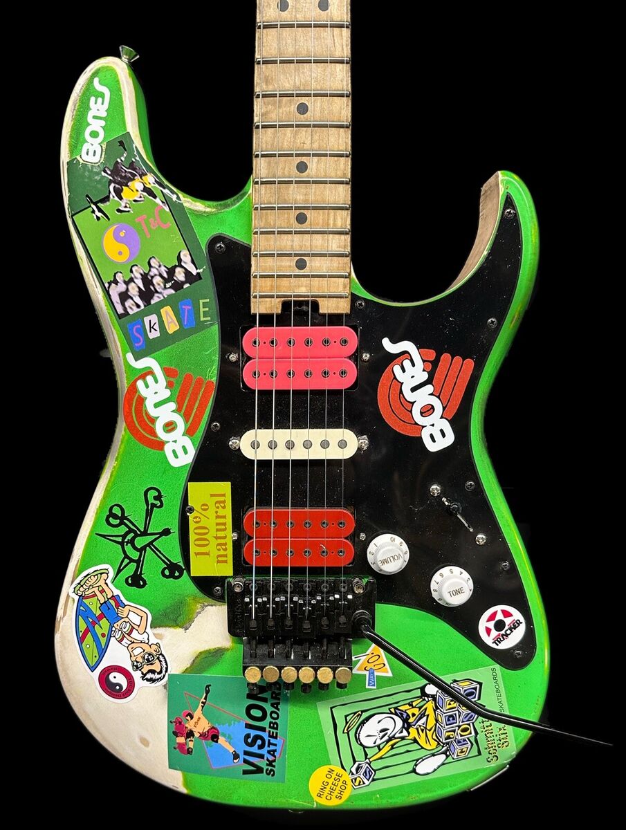 Charvel guitar so cal, Steve Vai Green Meanie Likeness By Charvel guitar so cal, Steve Vai Green Meanie Likeness By