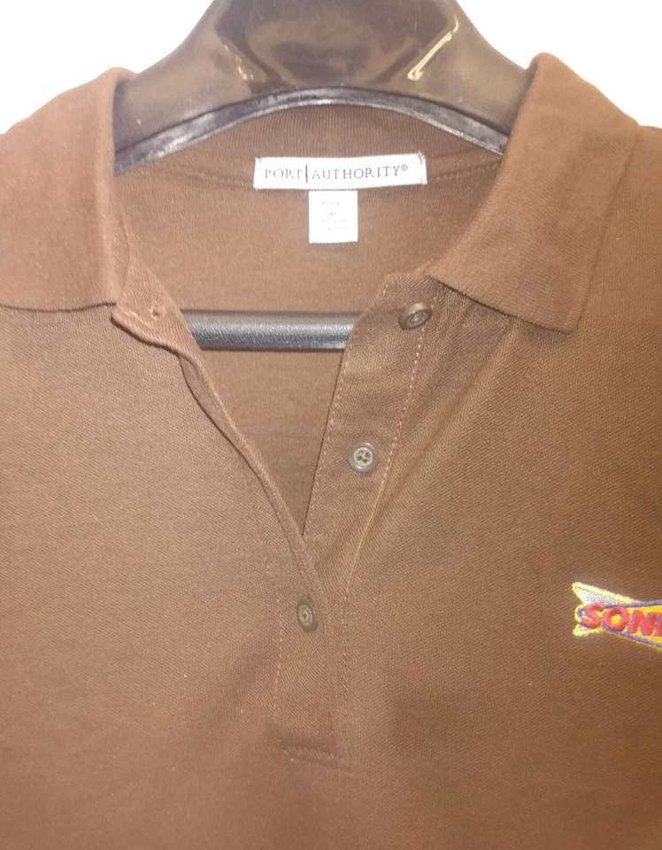 Uniforme de Empleado Sonic Drive-In 1X Polo Marrón Mangas Cortas NUEVO Foto 3 de 4