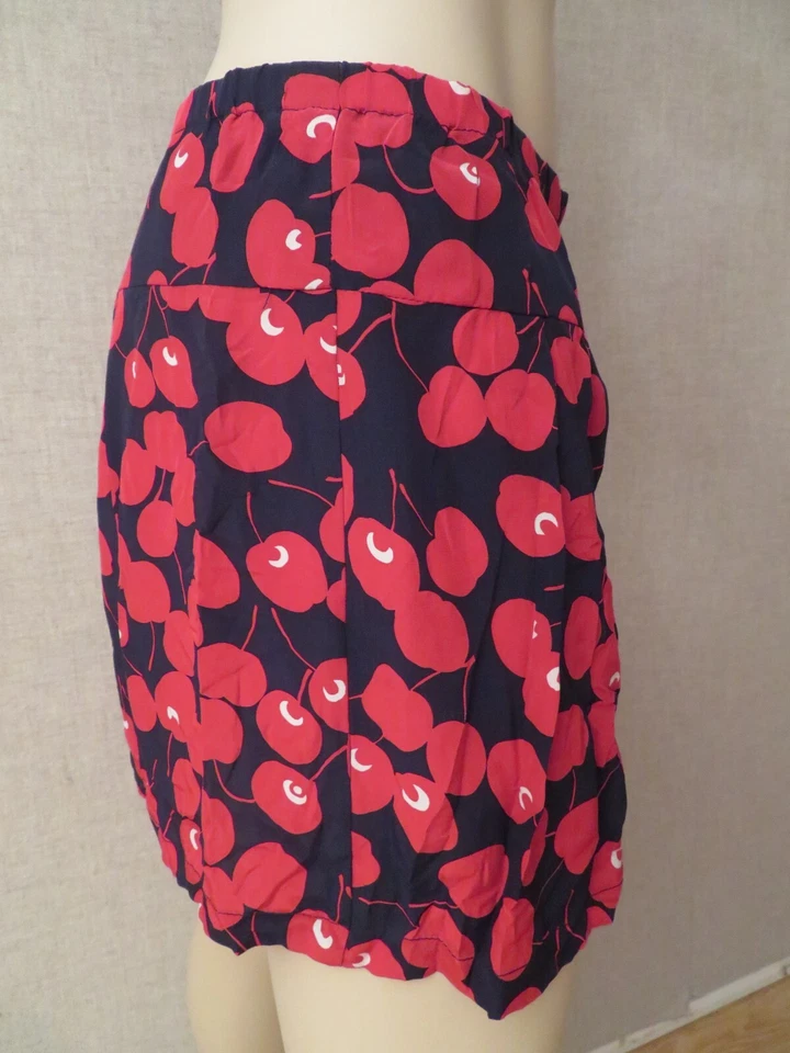 Nanette Lepore Women's Shorts Skort Size 6 Black Red Cherry Silk Flowy New NWOT - Image 4 of 4