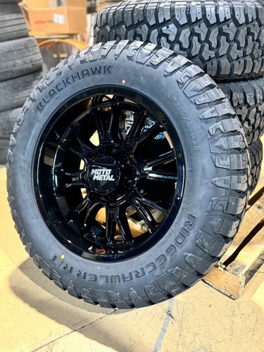20x9 Black Moto Metal MO810 Wheels 27565R20 AT Tires 6x5.5 Chevy Silverado 1500 - Picture 3 of 5