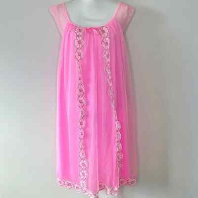 Vintage 60s Barbie Pink Peignoir Size 44