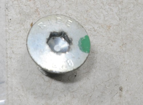 Mercedes SLK 200 R170 Bj 99 Innen Sechskant Schraube Befest Lenkrad #119932-G502