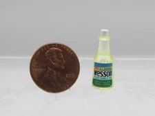 Dollhouse Miniature Detailed Replica Wesson Vegetable Oil Bottle  HR54201
