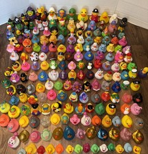 Rubber Ducks Duckies Huge Lot Of 200 Jeep Pla...