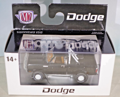 1/64th M2 Machines Auto Thentics R106 1978 Dodge 150 Power Wagon Pickup Truck