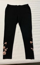 Style Co Women's Petite Black Cropped Embroidered Leggings Sz PM