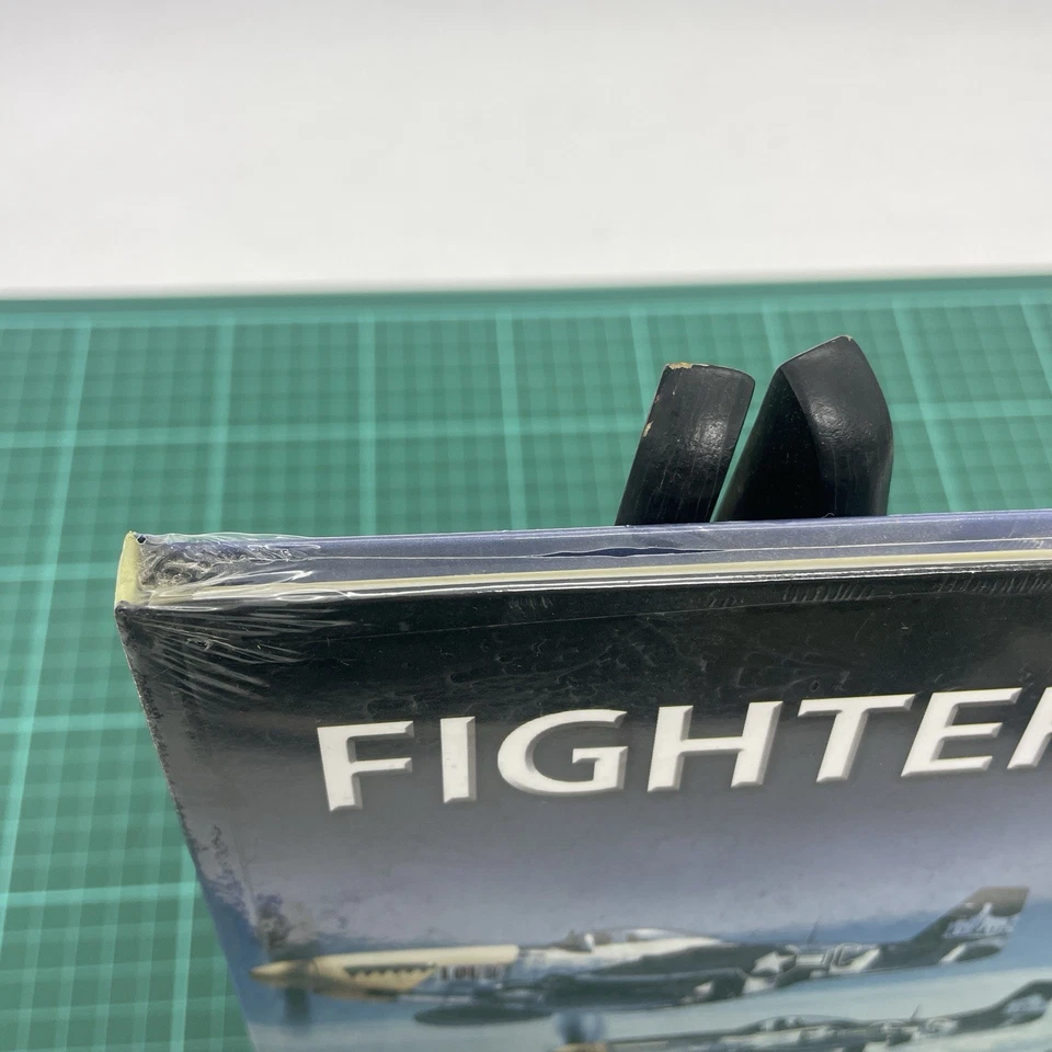 Fighters Weapons of War (DVD 2004) In Book Format Case PAL R0 Brand New & Sealed - Image 2 of 4