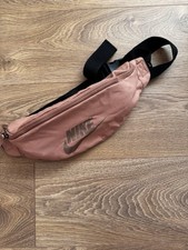 Nike Sportswear Essentials Unisex Waist Bag Crossbody Fanny Pack