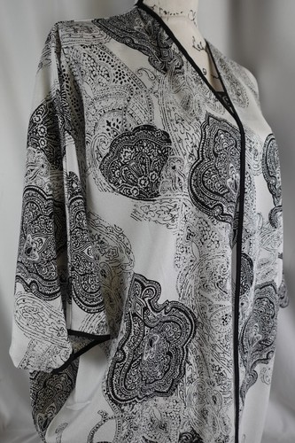 Chicos Womens Cocoon Jacket Size L/XL Open Front Paisley Jacket $109 Cute Fun - Picture 17 of 24