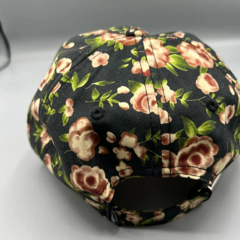 Gorra Vans Hombre Pequeña-Mediana Negra Estampado Floral Correa Trasera Gorra S-M Foto 4 de 4