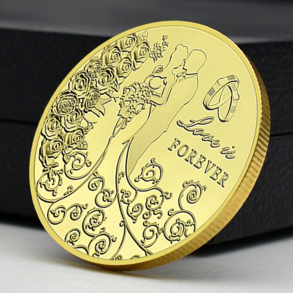 Love Is Forever Golden Coin Commemorative Medal Happy Valentine's Day Gift