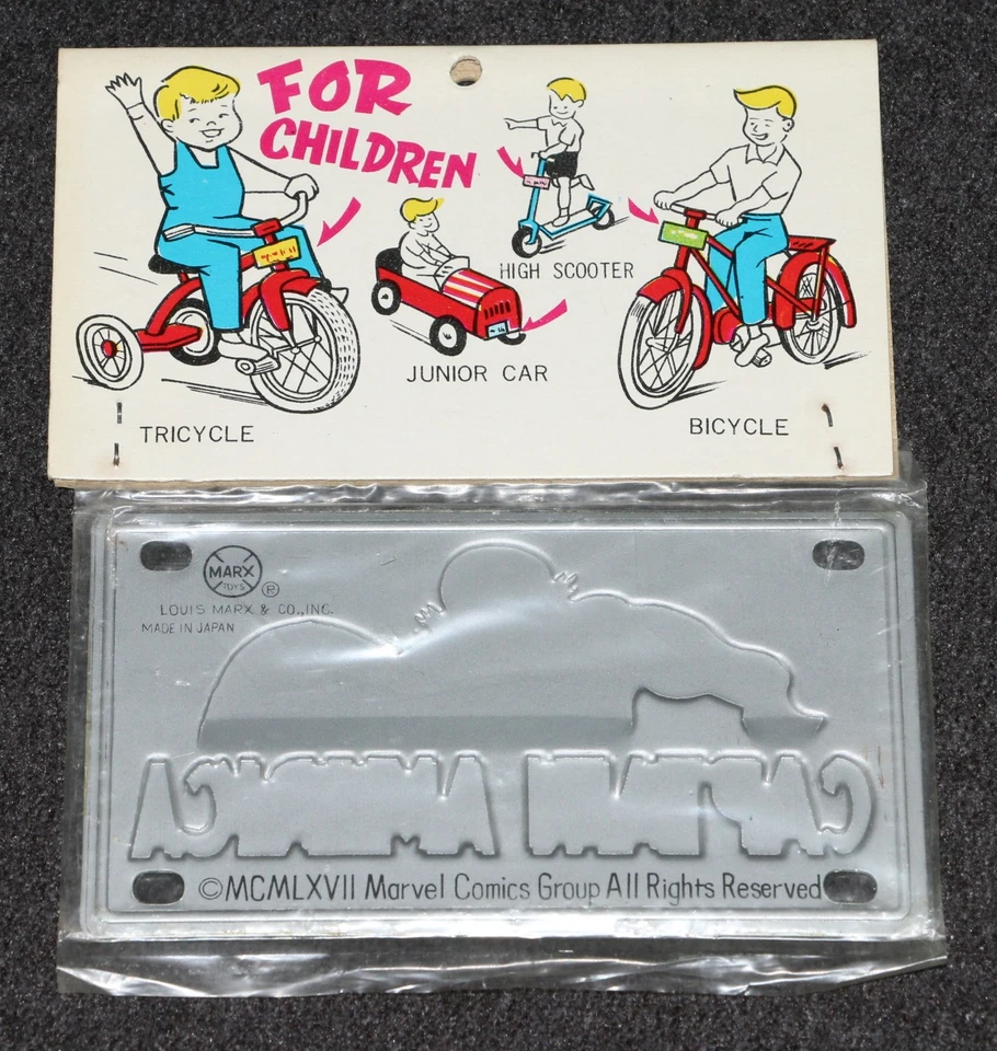 Marvel Super Heroes Capitán América 1967 Marx matrícula bicicleta sin usar, en paquete Foto 2 de 3