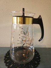 Pyrex 8 Cup Capacity Glass Coffee Carafe Gold...