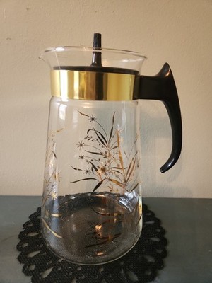 Pyrex 8 Cup Capacity Glass Coffee Carafe Golden Wheat Print Excellent Condition