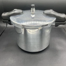 Philippe Richard 8 Quart Pressure Cooker