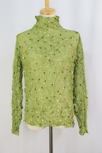 Authentic ISSEY MIYAKE PERMANENTE Green Crinkle Pleats High Neck Top 112 6143